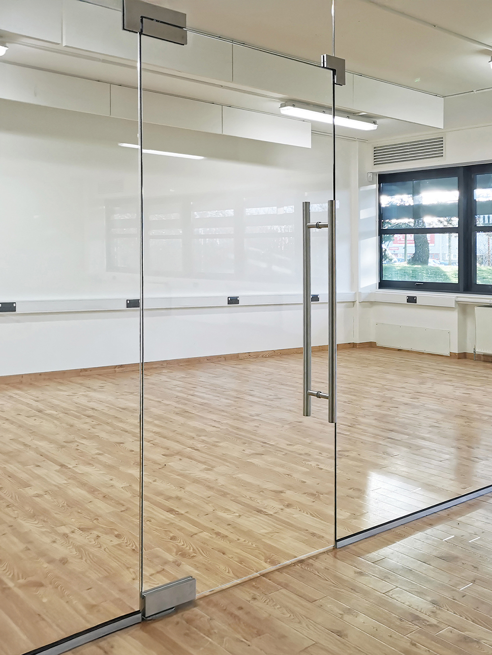 Architectural Glass Patch Fittings