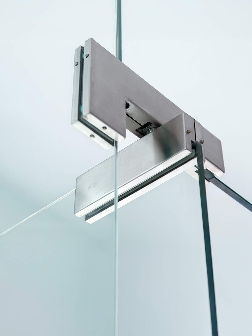 Frameless Glass Door Patch Fitting