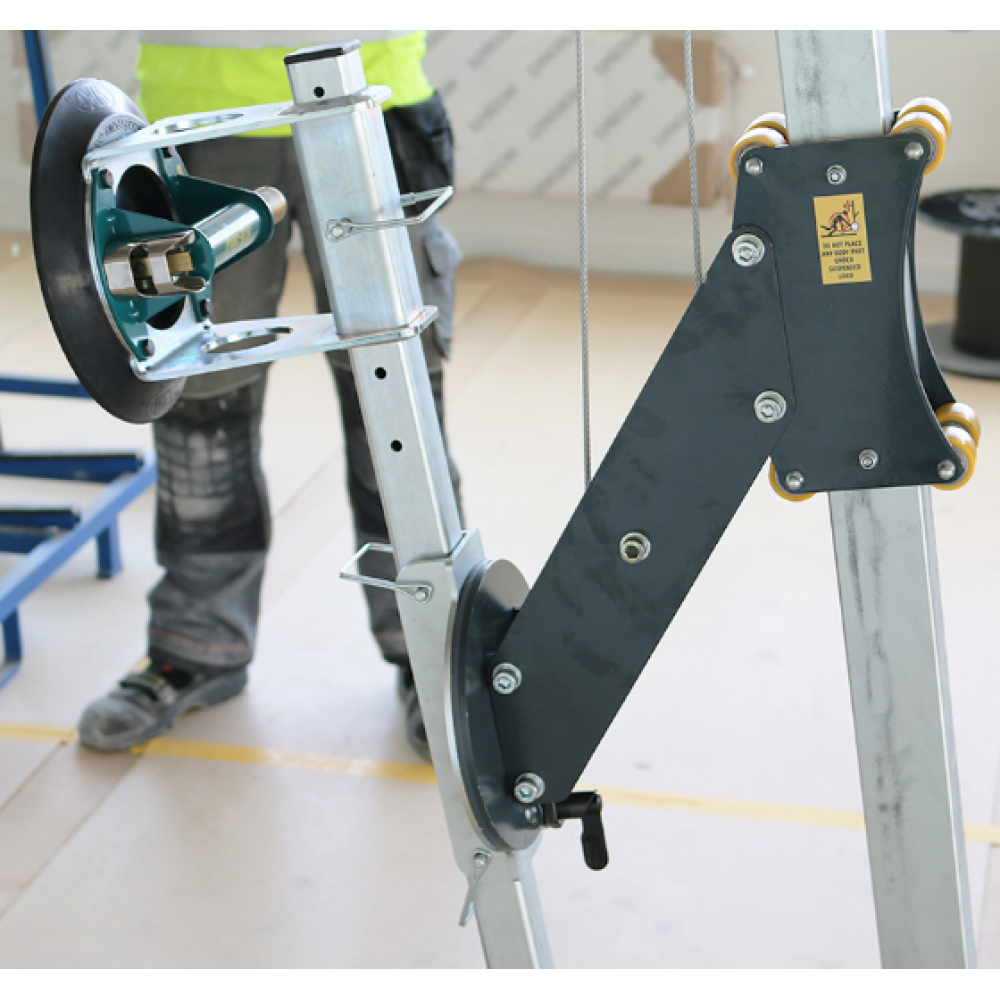 Glass & Glazing Instalation Device With Sideshift & Winch